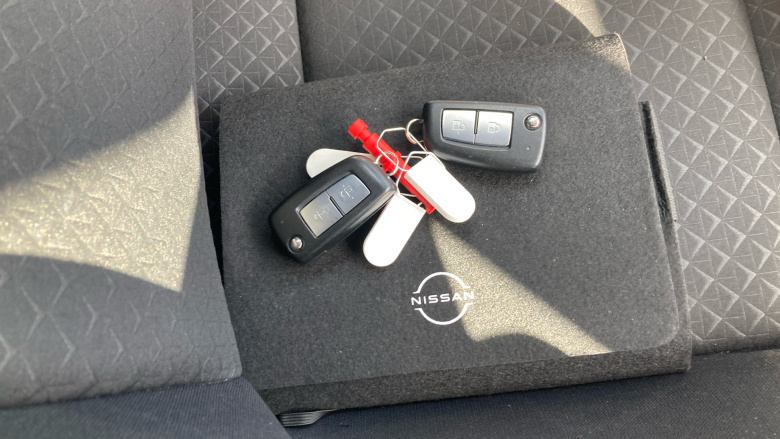 Nissan Juke 1.0 DiG-T 114 Acenta 5dr Petrol Hatchback